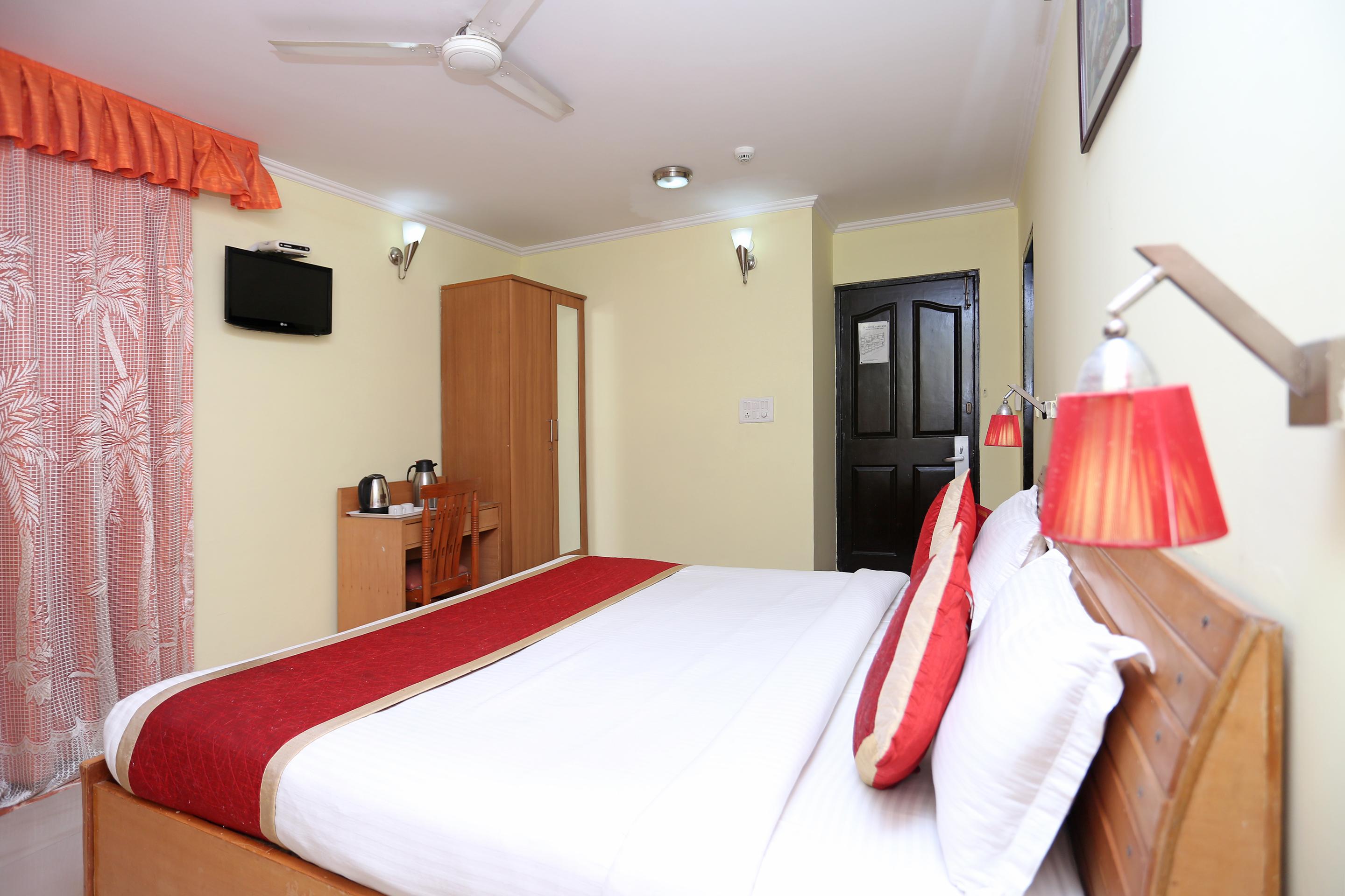 Sun Hotel Haridwār Exteriör bild