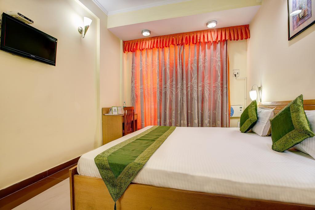 Sun Hotel Haridwār Exteriör bild