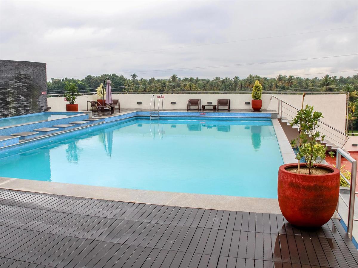 Sun Hotel Haridwār Exteriör bild