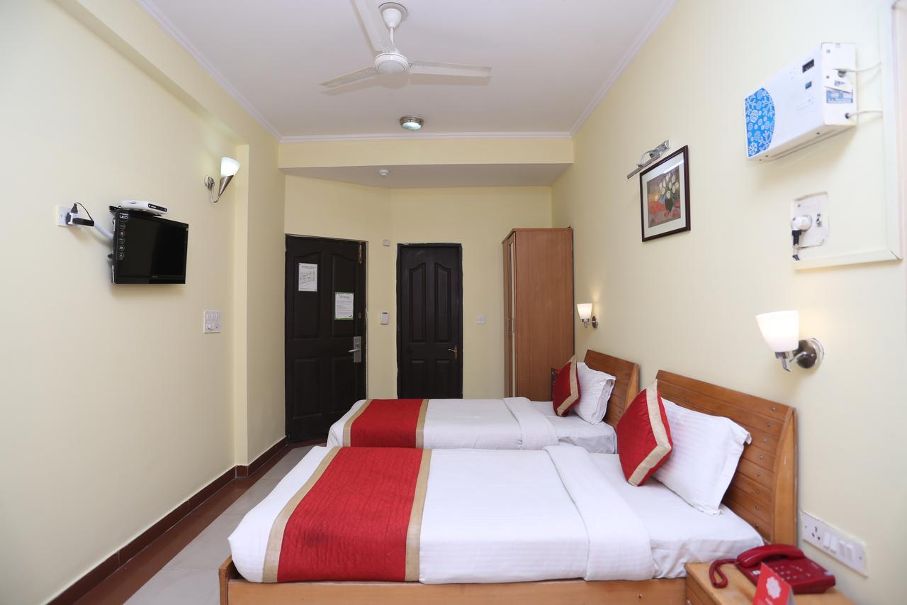 Sun Hotel Haridwār Exteriör bild